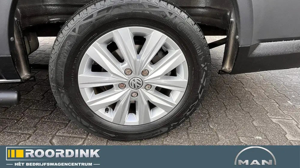 Volkswagen Crafter 140 pk laag dak L3H2 17" LMV uit 2024, foto 6