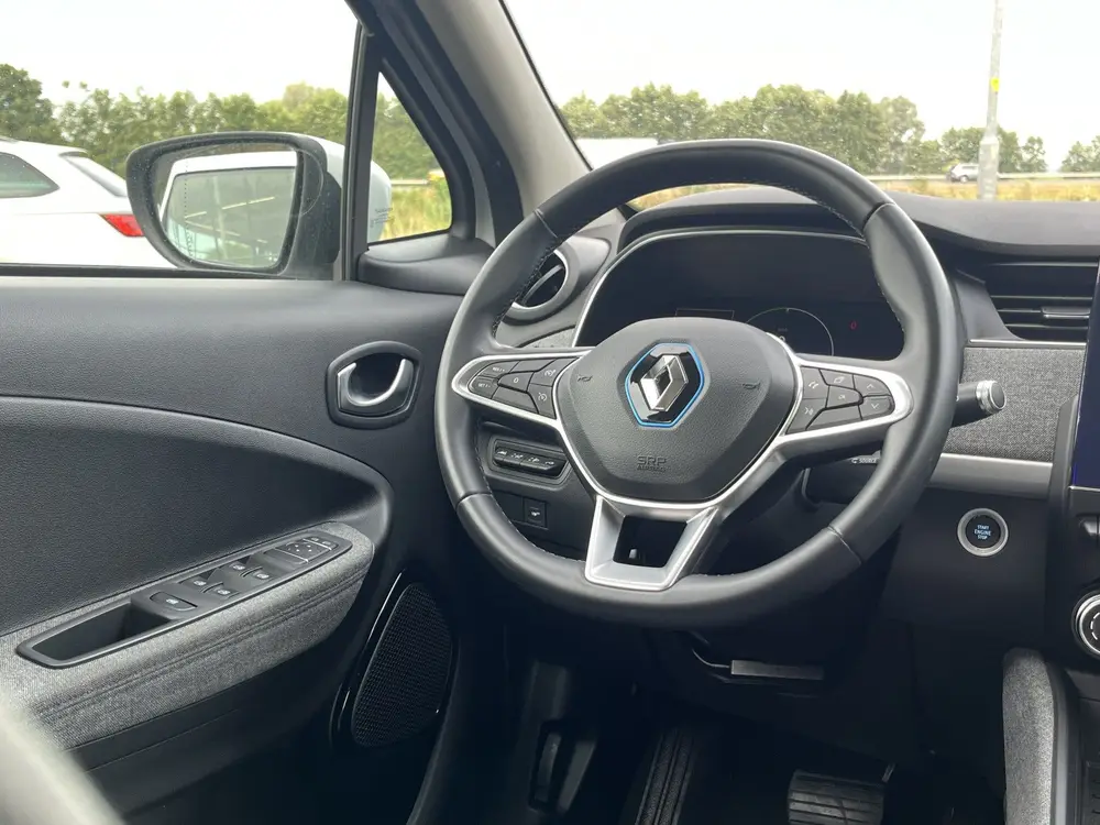 Renault ZOE R135 52 kWh uit 2019, foto 14