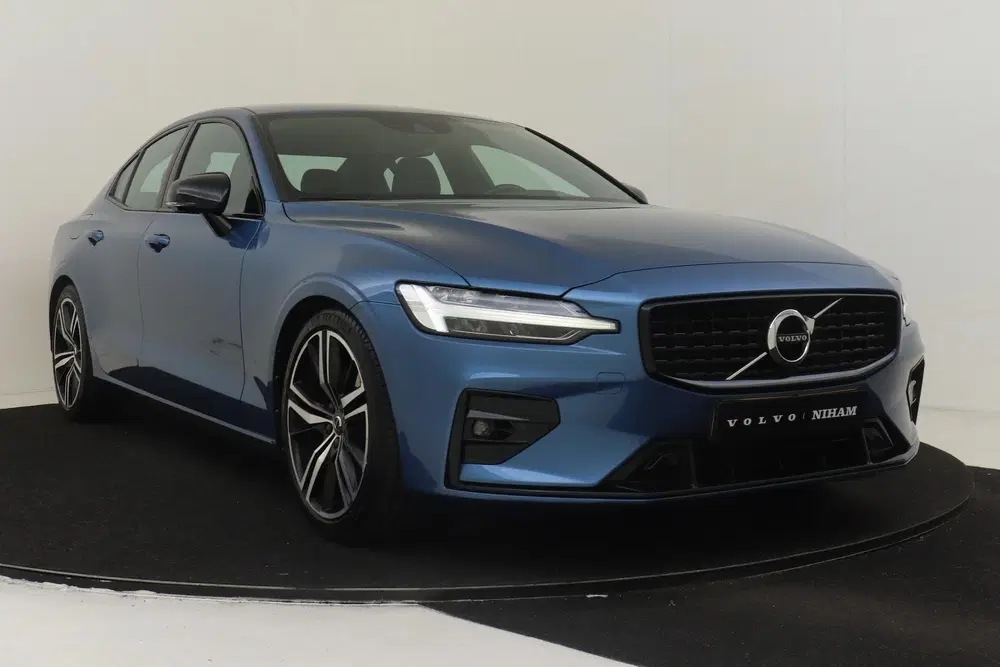 Volvo S60 B3 (M-HYBRID) R-DESIGN -CAMERA uit 2021, foto 11