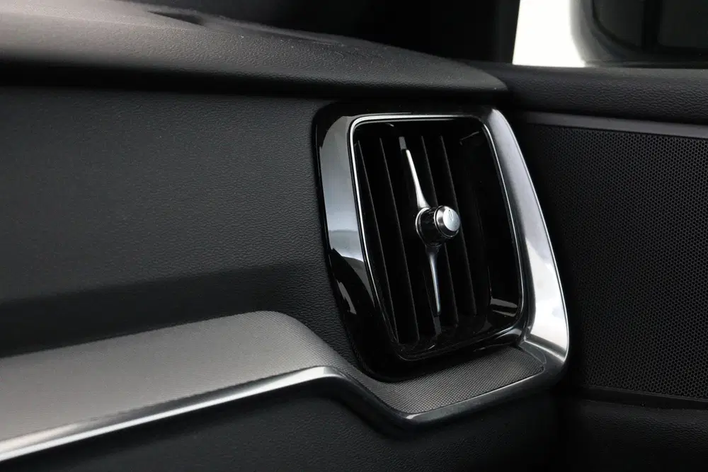 Volvo S60 B3 (M-HYBRID) R-DESIGN -CAMERA uit 2021, foto 20