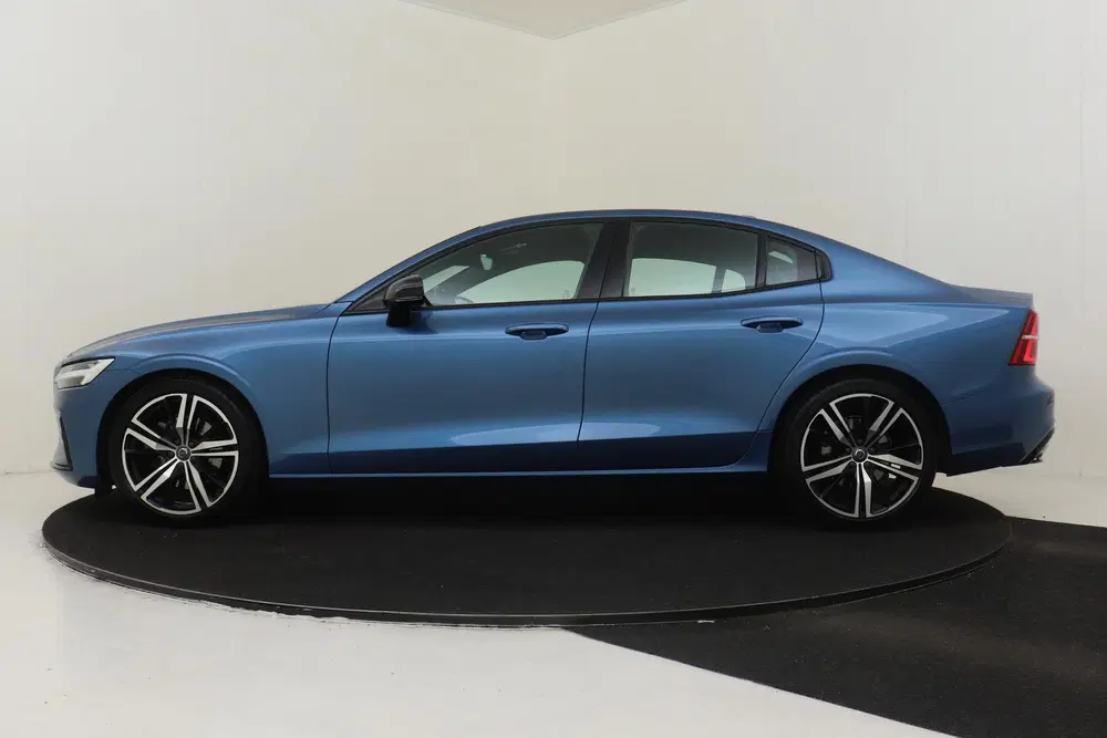 Volvo S60 B3 (M-HYBRID) R-DESIGN -CAMERA uit 2021, foto 7