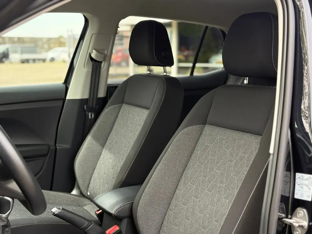 Volkswagen T-Cross 1.0 TSI Life | Navi, Carplay/Android, PDC uit 2023, foto 13