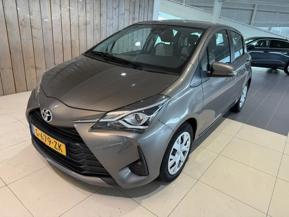 Toyota Yaris 1.5 VVT-i Active (bj 2019, automaat) uit 2019
