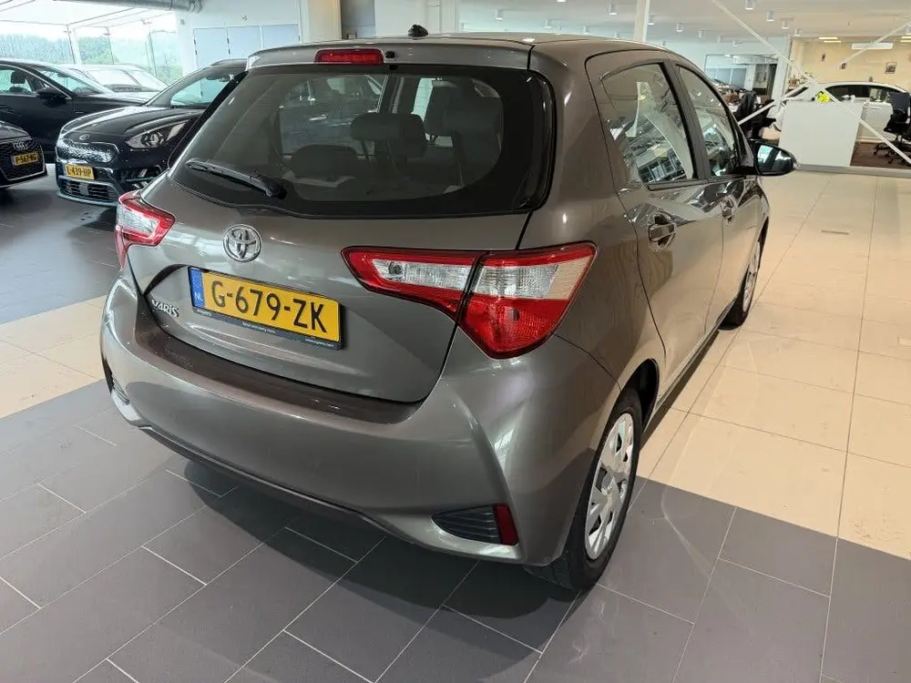 Toyota Yaris 1.5 VVT-i Active (bj 2019, automaat) uit 2019, foto 4