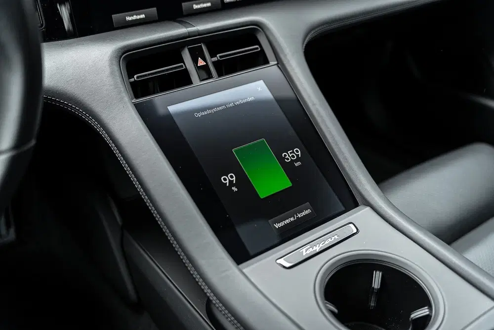 Porsche Taycan Performance Accu Plus uit 2023, foto 14