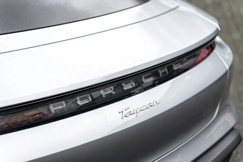 Porsche Taycan Performance Accu Plus uit 2023, foto 20