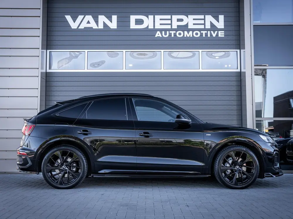 Audi Q5 55 TFSI e S edition Luchtvering uit 2021, foto 5
