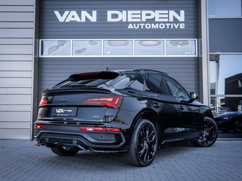 Audi Q5 55 TFSI e S edition Luchtvering uit 2021, foto 6