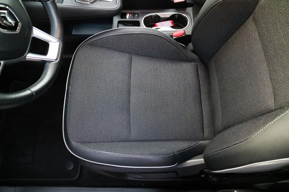 Renault Captur 1.3 TCe 155 Intens uit 2020, foto 10