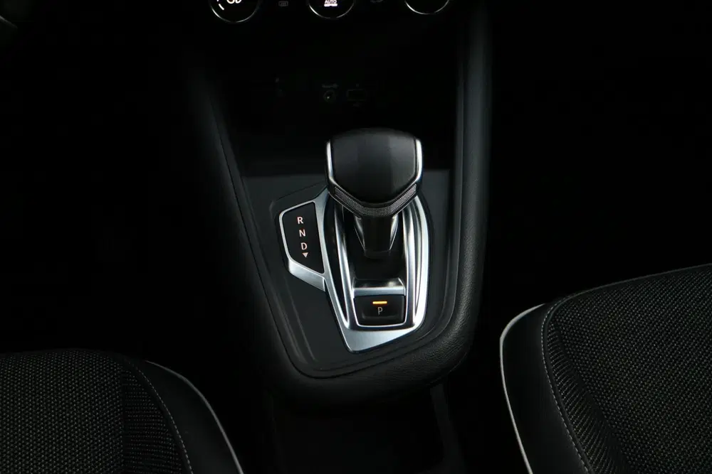 Renault Captur 1.3 TCe 155 Intens uit 2020, foto 16