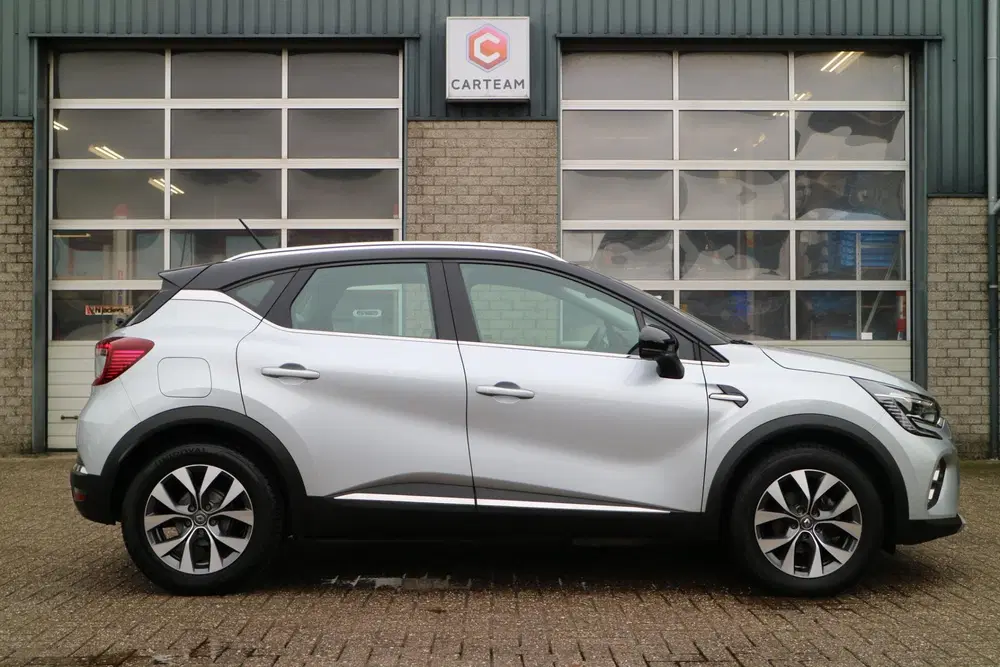 Renault Captur 1.3 TCe 155 Intens uit 2020, foto 6