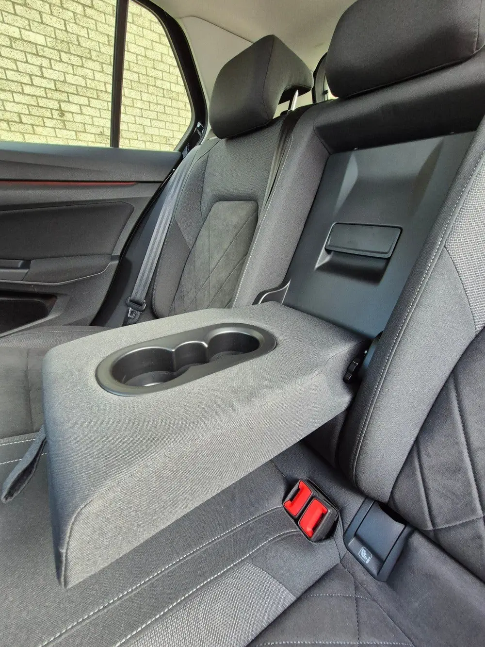 Volkswagen Golf 1.5 TSI 130pk 2020 Zwart uit 2020, foto 16