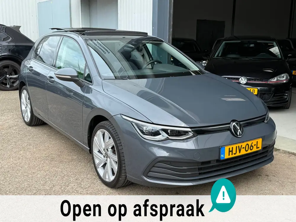 Volkswagen GOLF 1.5 eTSI DSG Automaat Pano|IQ Light|Sfeerver uit 2022, foto 2