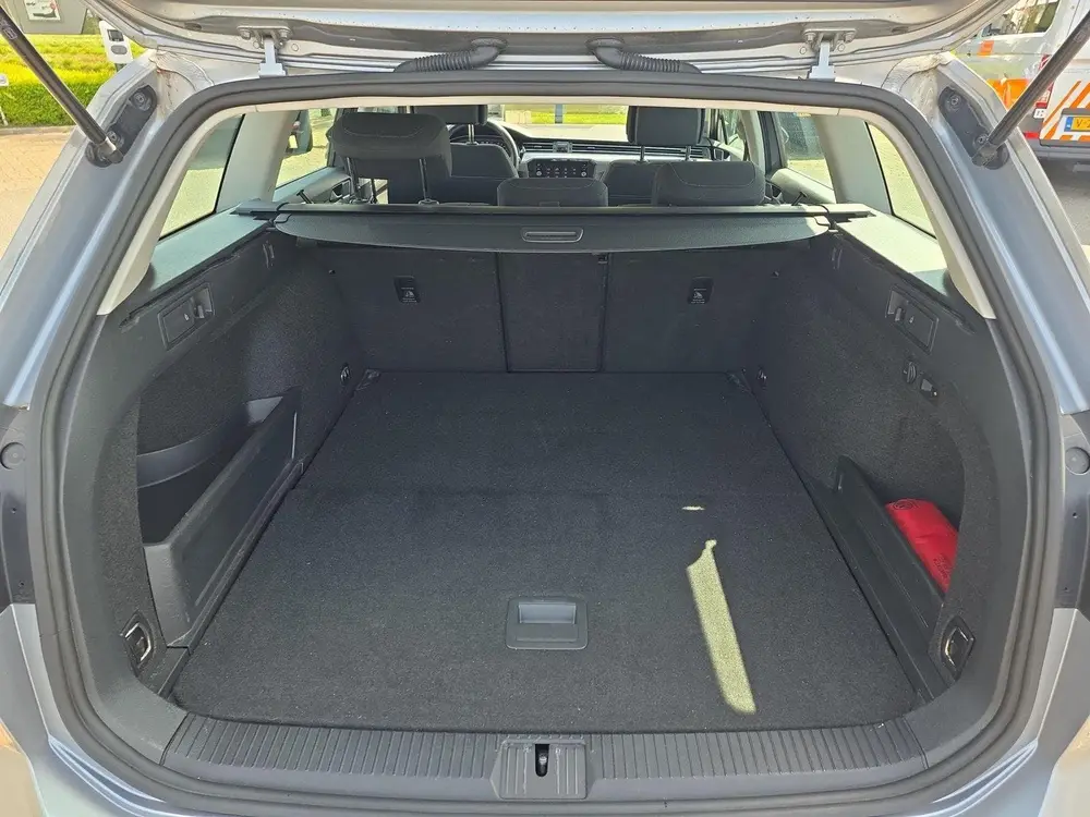 Volkswagen Passat Variant 1.4 TSI PHEV GTE Business | Trekha uit 2022, foto 20