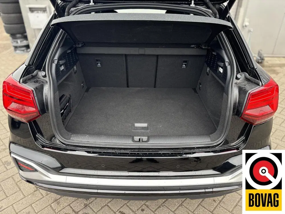 Audi Q2 35 TFSI S Edition 3 x S-Line Carplay Sfeer uit 2025, foto 11