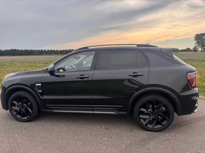Lynk & Co 1 .5TD 261pk Phev 7DCTH 2022  Full black edition uit 2022