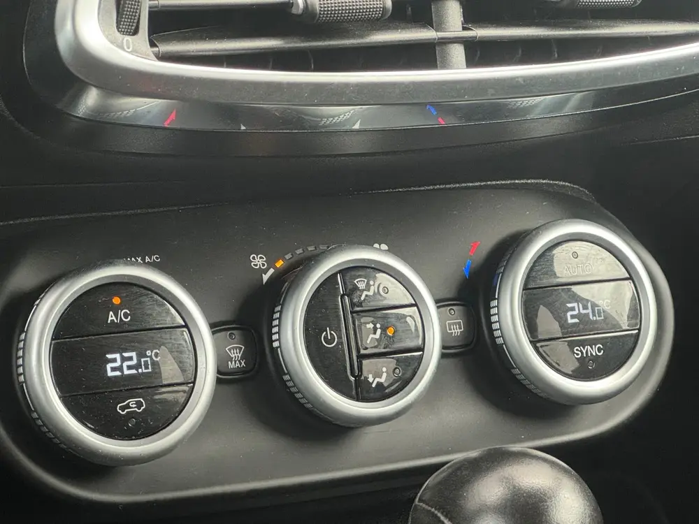 Fiat 500 X Cross 1.3 GSE City Cross S-Design AUTOMAAT STL V uit 2019, foto 10