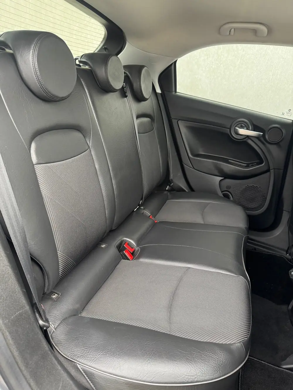 Fiat 500 X Cross 1.3 GSE City Cross S-Design AUTOMAAT STL V uit 2019, foto 20