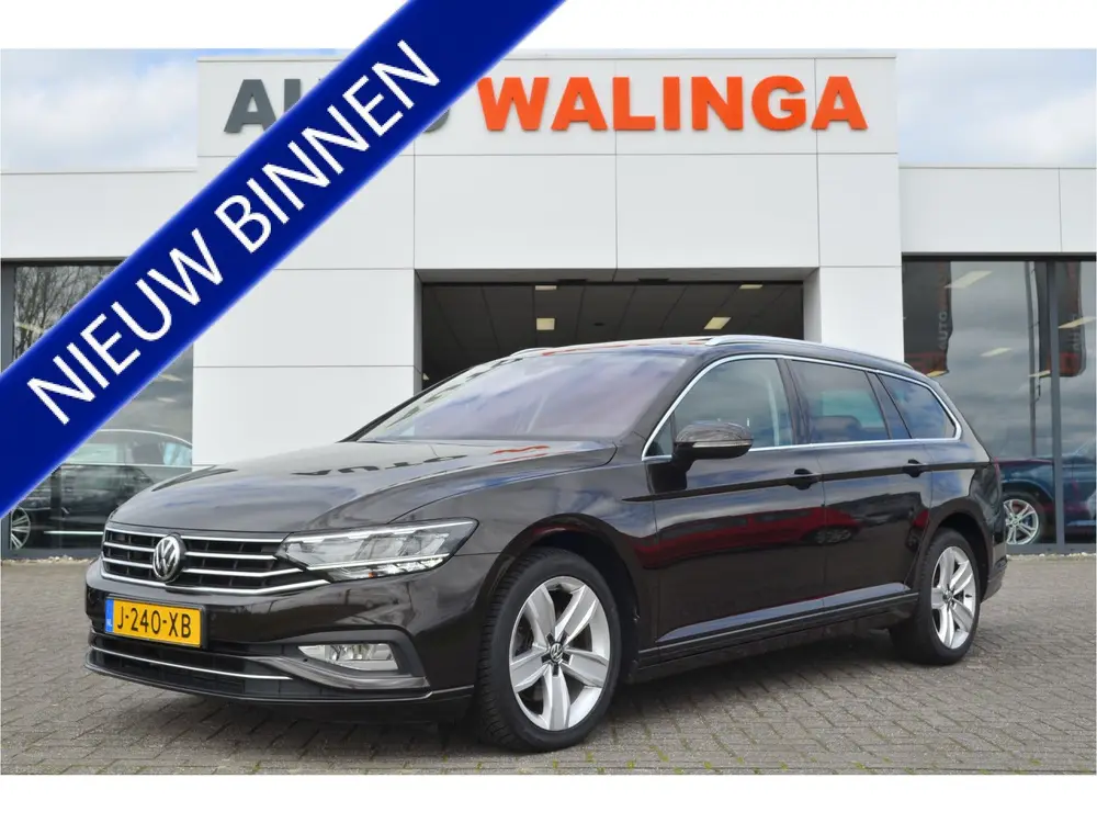 Volkswagen Passat Variant 1.5 TSI Comfort Panoramadak | Acht uit 2020