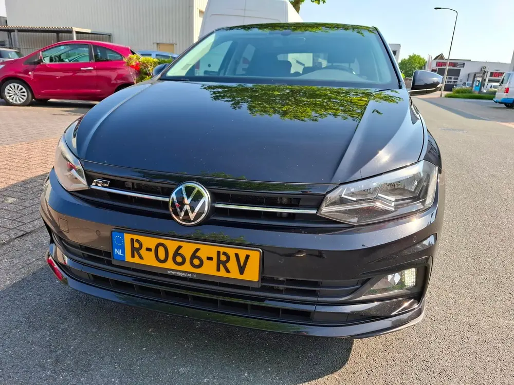 Volkswagen Polo 1.0 TSI Highline Business R AUTOMAAT/ADAPTIV uit 2021, foto 2