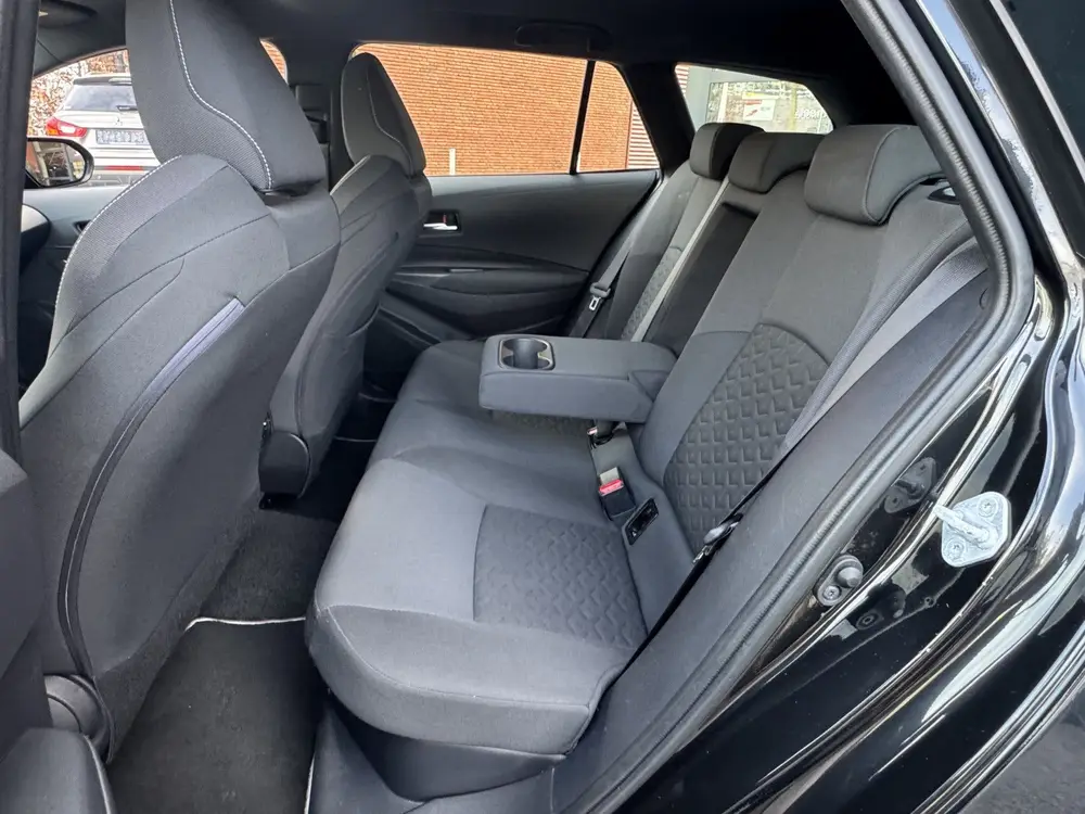 Toyota Corolla 1.8 Hybrid Dynamic uit 2019, foto 11