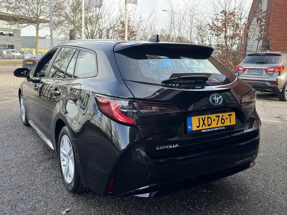 Toyota Corolla 1.8 Hybrid Dynamic uit 2019, foto 4