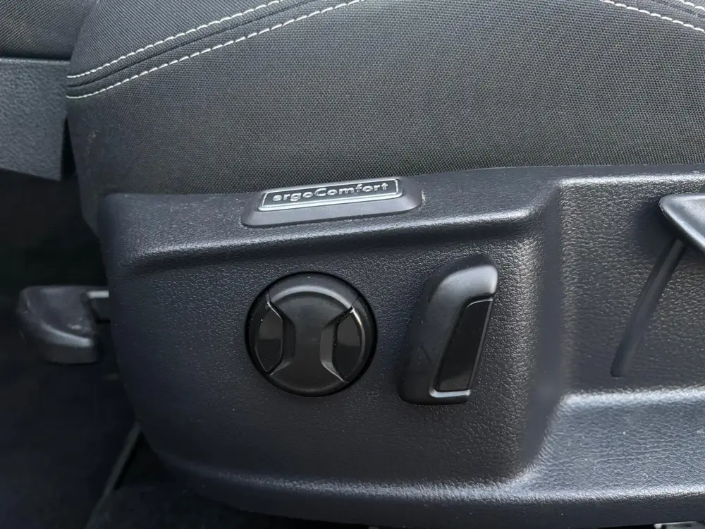 Volkswagen Passat Variant 2.0 TDI Business | DSG | Panorama uit 2022, foto 16