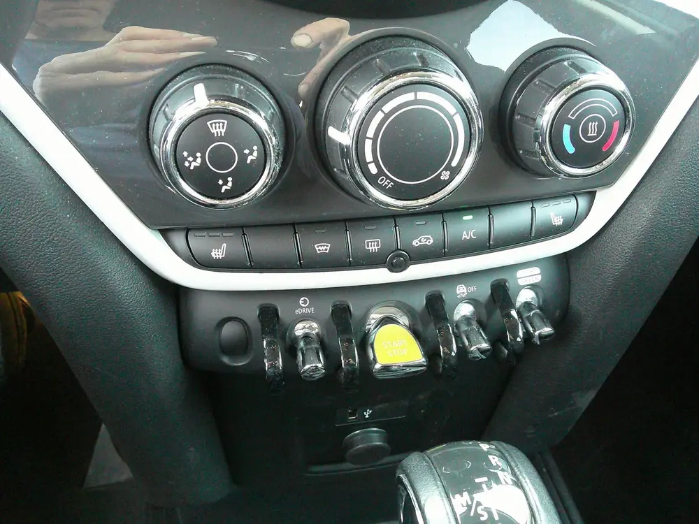 Mini Countryman 1.5 Cooper S E ALL4 Pepper Automaat / A uit 2019, foto 16