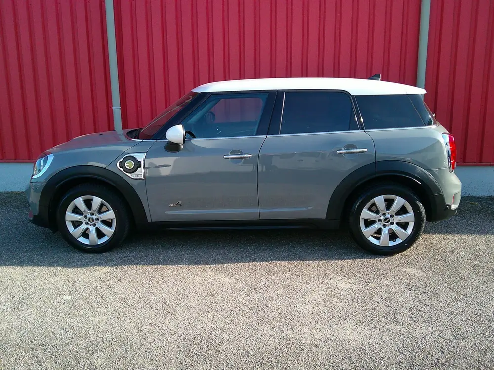Mini Countryman 1.5 Cooper S E ALL4 Pepper Automaat / A uit 2019, foto 2
