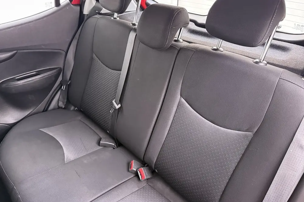 Opel Karl 1.0 75 PK Edition Multimedia Bluetooth Cru uit 2019, foto 11