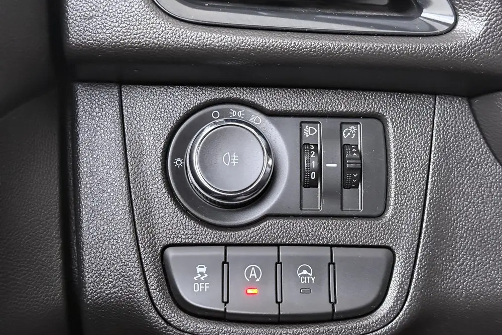 Opel Karl 1.0 75 PK Edition Multimedia Bluetooth Cru uit 2019, foto 16
