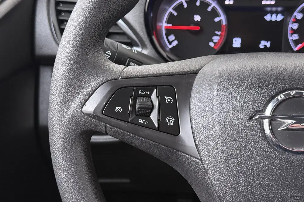 Opel Karl 1.0 75 PK Edition Multimedia Bluetooth Cru uit 2019, foto 17