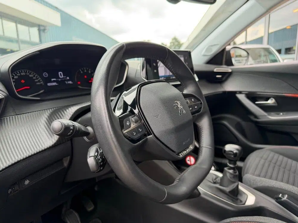 Peugeot 2008 1.2 PT BLUE LEASE ACTIVE NAVI AIRCO uit 2022, foto 7