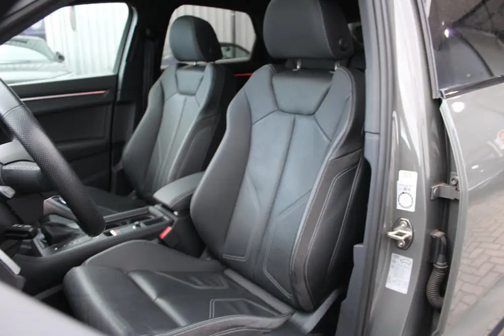 Audi Q3 Sportback 45 TFSI e 3x S-Line | Panoramadak| Sonos | uit 2022, foto 3