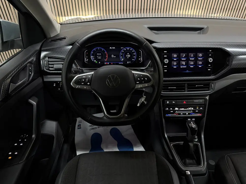 Volkswagen T-Cross 1.0 TSI Life 2022 DSG LED VIRTUAL CRUISE uit 2022, foto 15