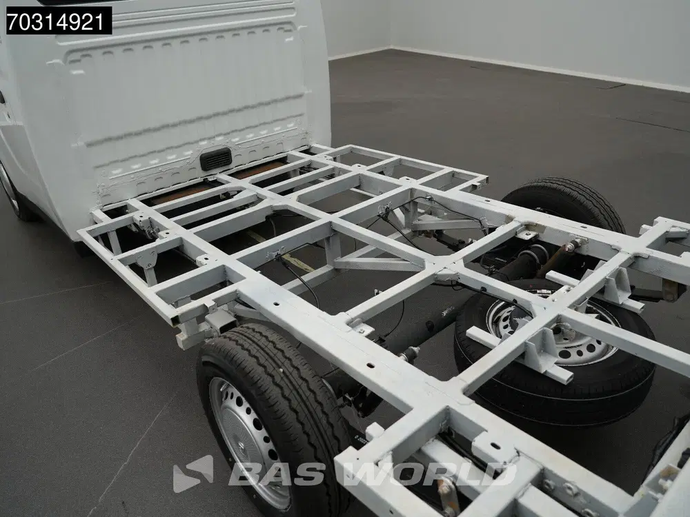 Maxus eDeliver 3 50 Kwh 327km WLTP Stad Chassis Cabine 100% uit 2026, foto 10