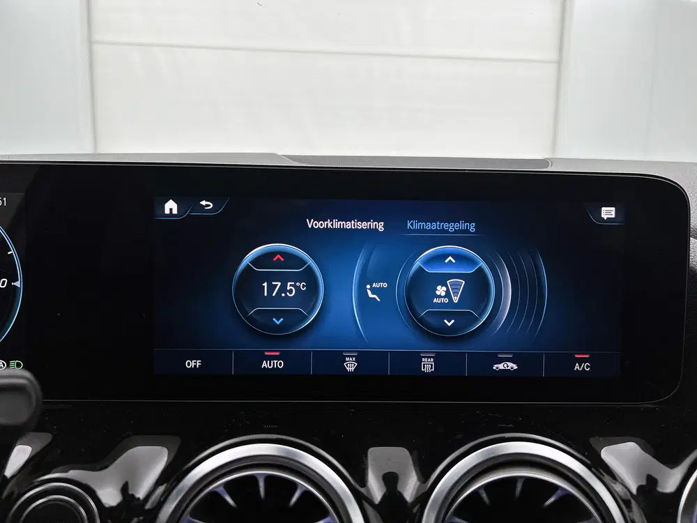 Mercedes-Benz EQA 250 Progressive 67 kWh uit 2022, foto 10