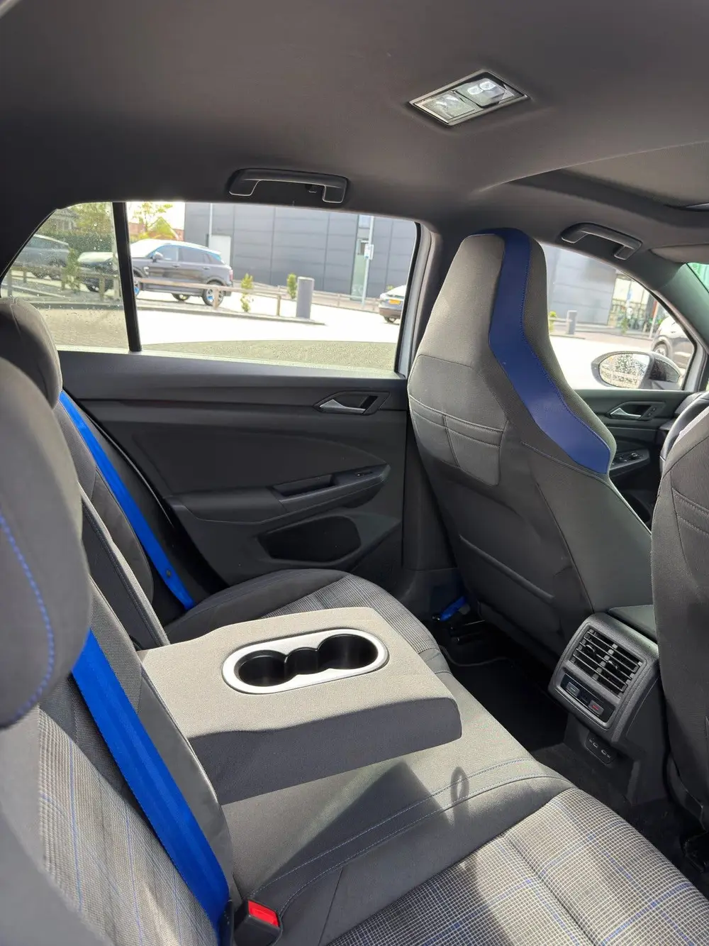 Volkswagen Golf 1.4 Ehybrid 245pk DSG 2021 Wit uit 2021, foto 11