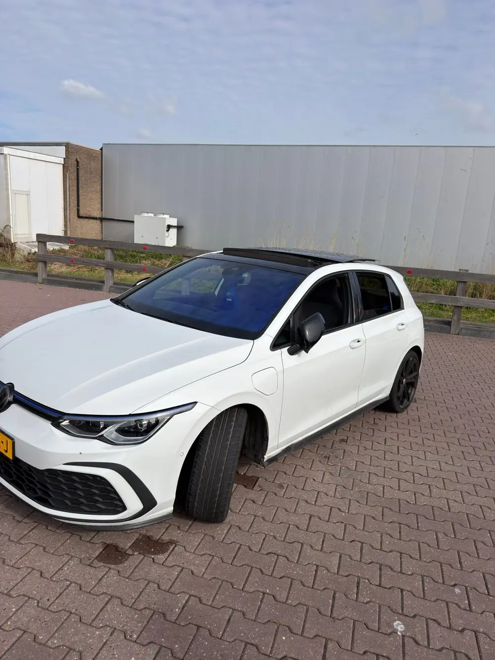 Volkswagen Golf 1.4 Ehybrid 245pk DSG 2021 Wit uit 2021, foto 19
