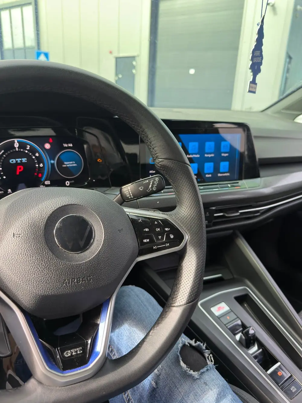 Volkswagen Golf 1.4 Ehybrid 245pk DSG 2021 Wit uit 2021, foto 9