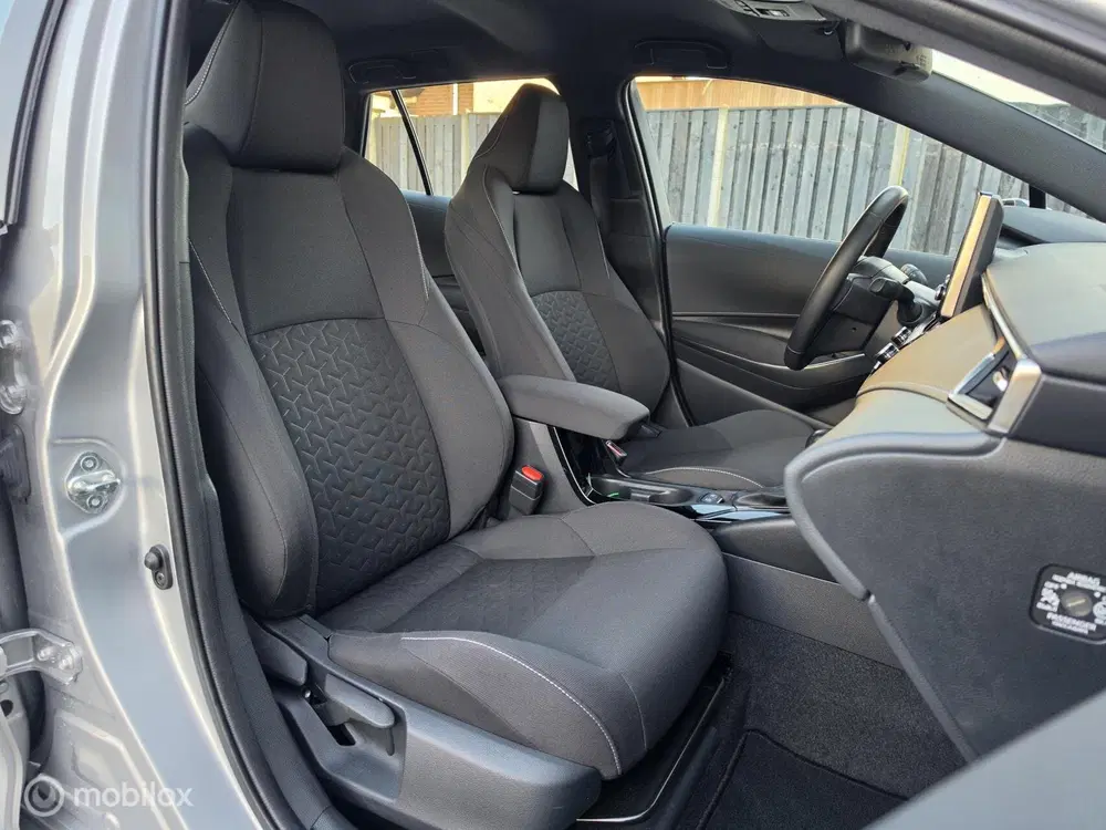 Toyota Corolla HYBRID ACC CARPLAY CAMERA uit 2023, foto 3