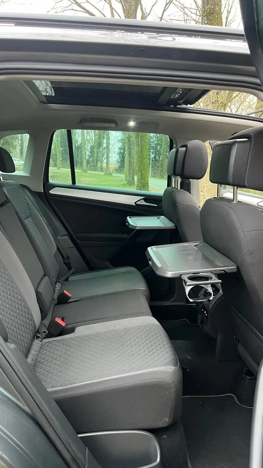 Volkswagen Tiguan 1.5 TSI ACT 150pk DSG 2019 Grijs uit 2019, foto 9