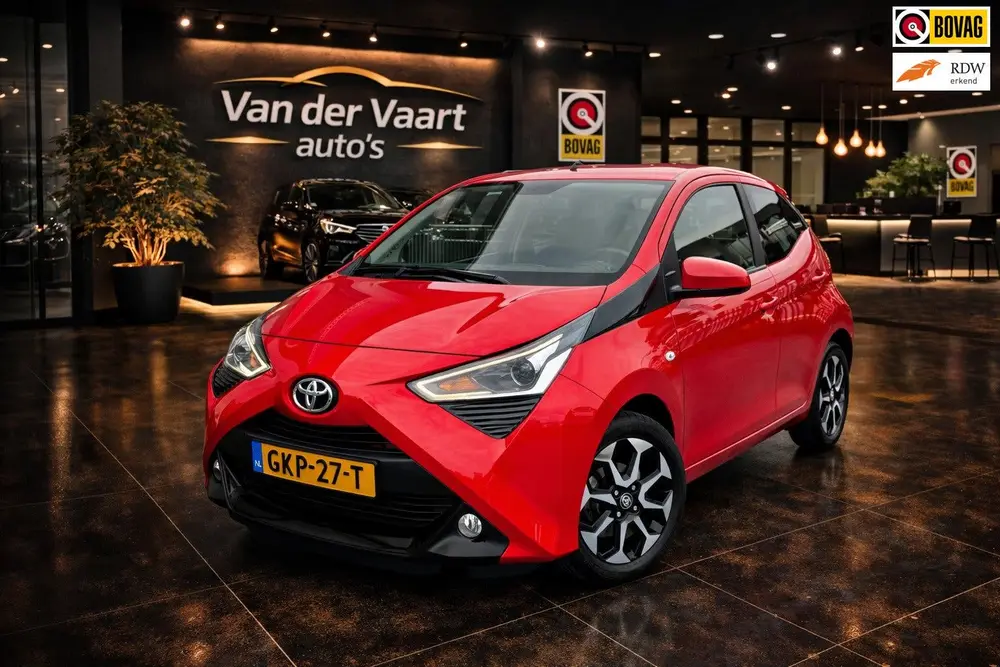 Toyota Aygo 1.0 VVT-i x-cite AUTOMAAT LMV AIRCO uit 2019