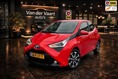 Toyota Aygo 1.0 VVT-i x-cite AUTOMAAT LMV AIRCO uit 2019