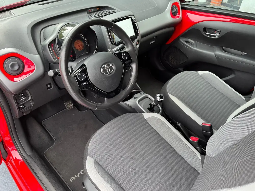 Toyota Aygo 1.0 VVT-i x-cite AUTOMAAT LMV AIRCO uit 2019, foto 11