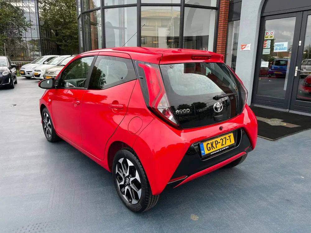 Toyota Aygo 1.0 VVT-i x-cite AUTOMAAT LMV AIRCO uit 2019, foto 3