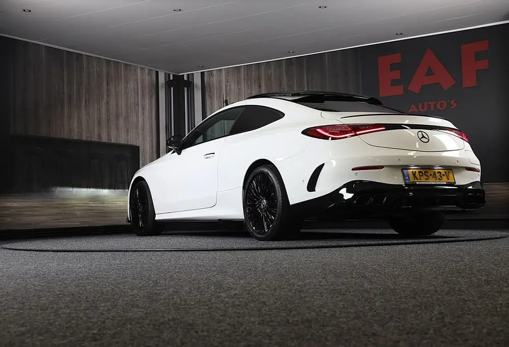 Mercedes-Benz CLE Coupé 300 e AMG 53 Look / Massage / Burme uit 2025, foto 3