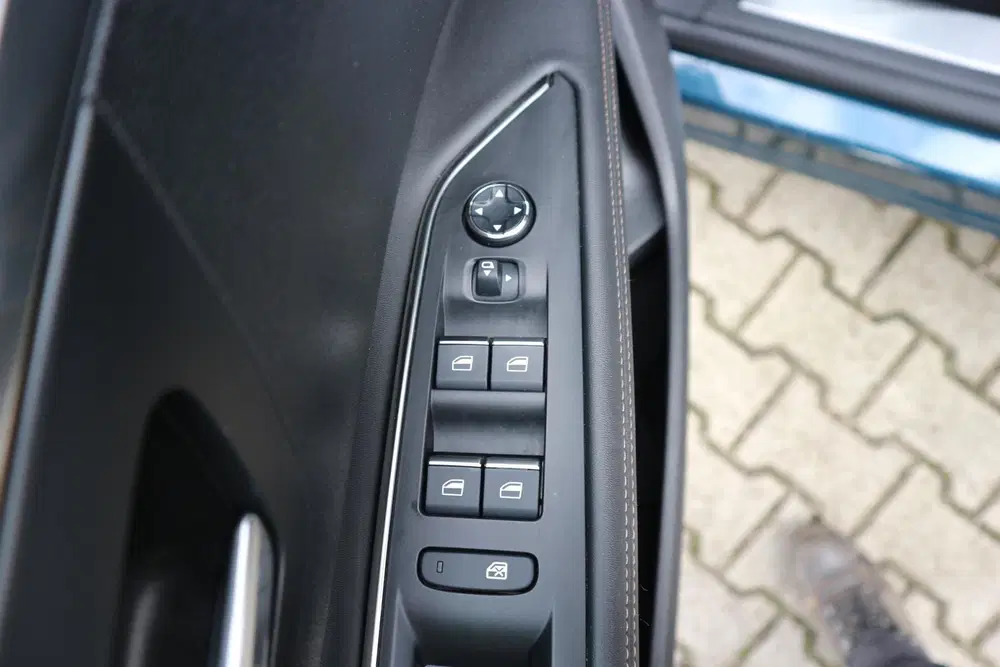 Peugeot 5008 1.2 PureTech GT 7-ZITS NAVI CAMERA ALCANTA uit 2021, foto 14