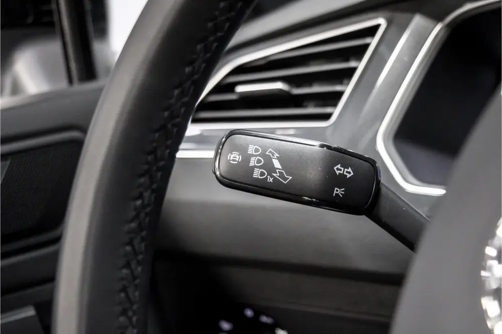 Volkswagen Tiguan 1.4 TSI eHybrid R-Line Black Style |Pano|3 uit 2022, foto 16