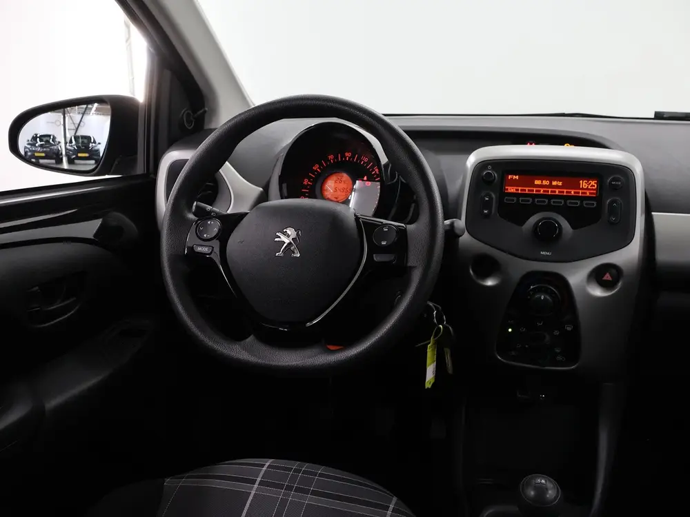 Peugeot 108 1.0 e-VTi Active uit 2019, foto 9